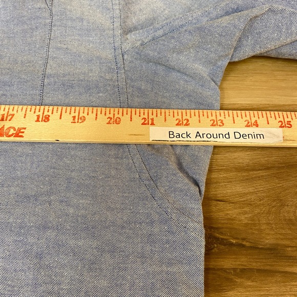 Lululemon Shirt Mens Large Button Up Commission Blue Chambray Pocket Casual - Picture 8 of 9